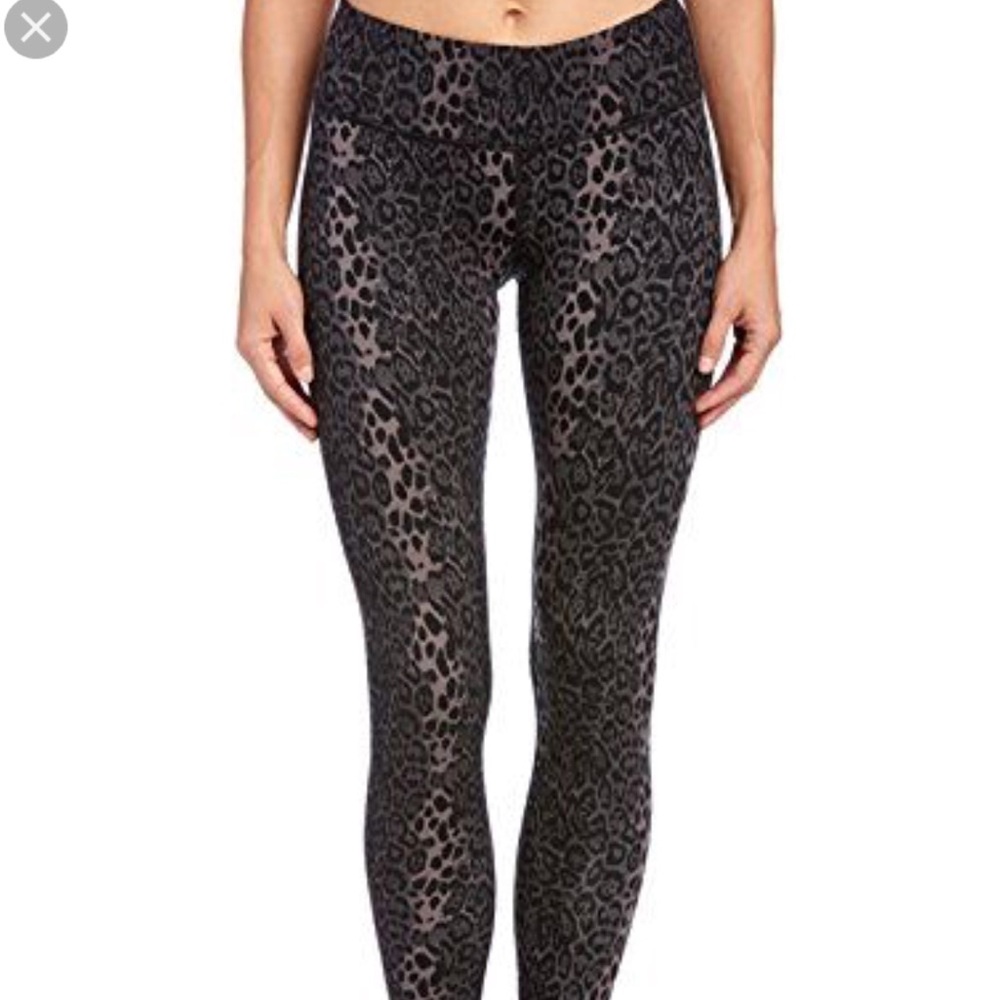 Polyester spandex high rise capris